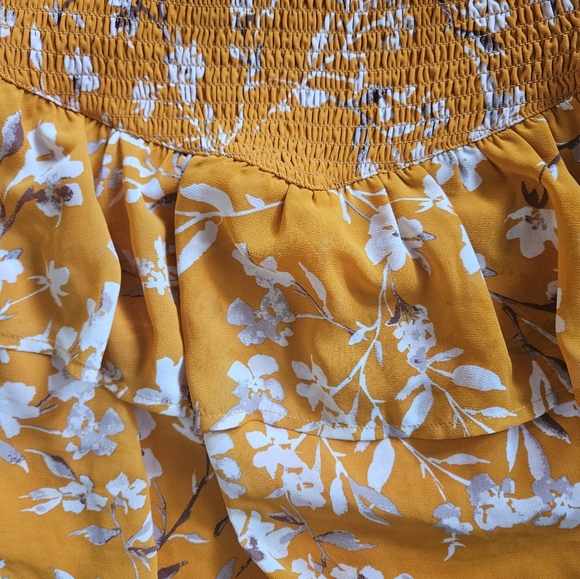 Dynamite skirt - Picture 2 of 3